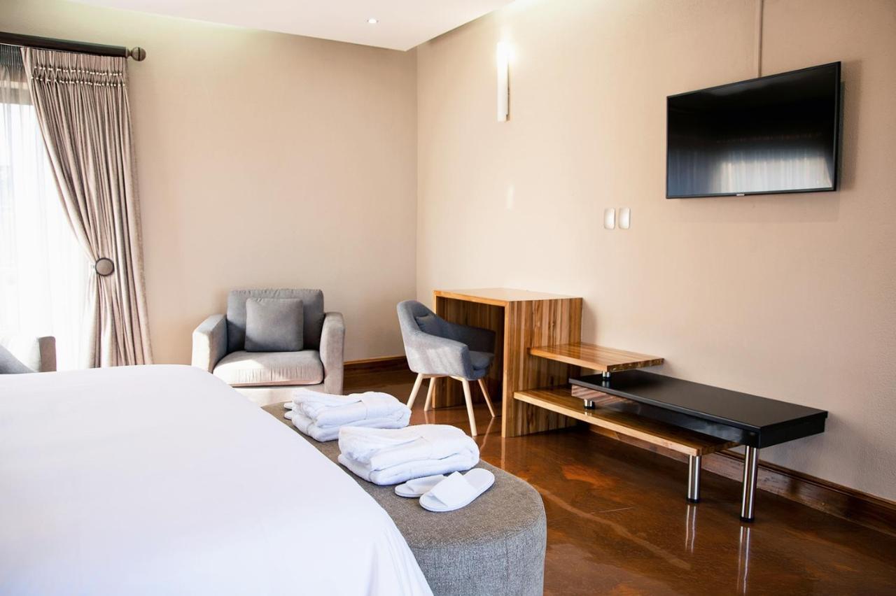 Schimper View Boutique Guest House Louis Trichardt Bagian luar foto