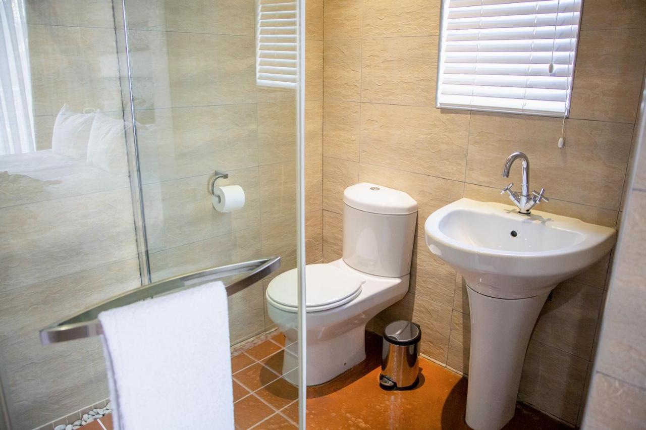 Schimper View Boutique Guest House Louis Trichardt Bagian luar foto